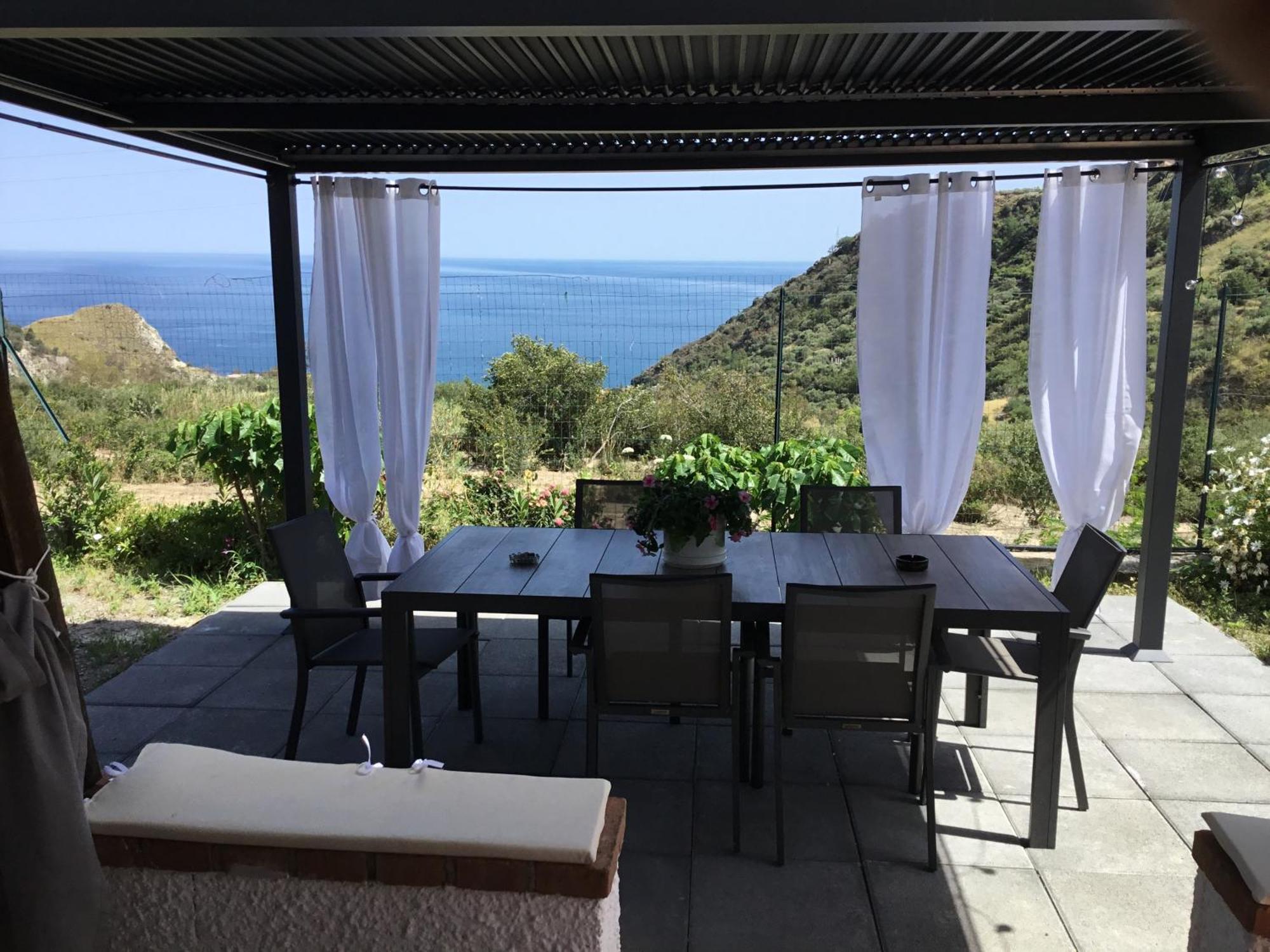 Holidaysora Taormina - Il Giardino Di Graziella Luaran gambar