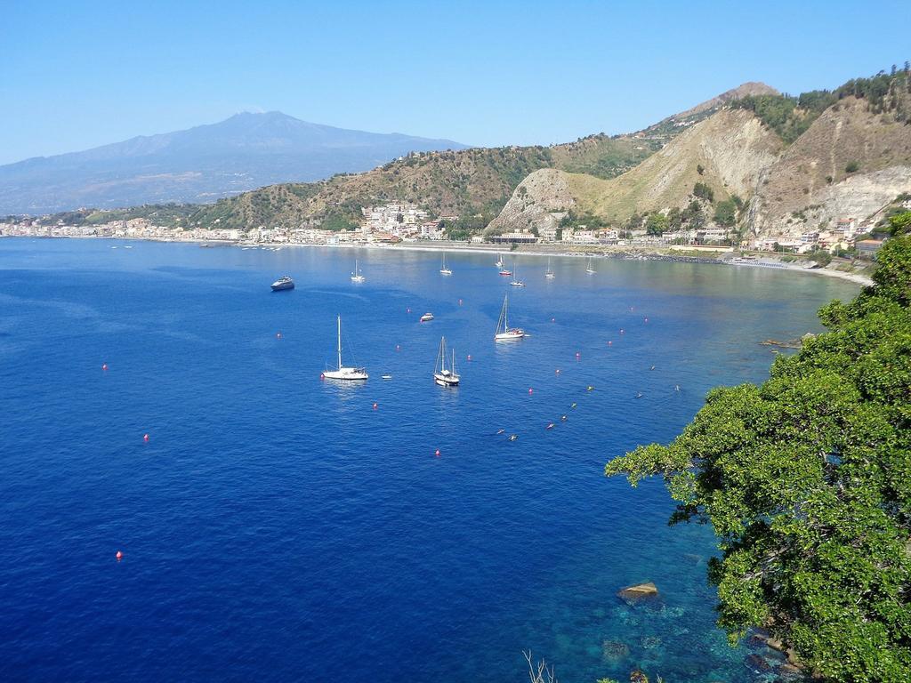 Holidaysora Taormina - Il Giardino Di Graziella Luaran gambar