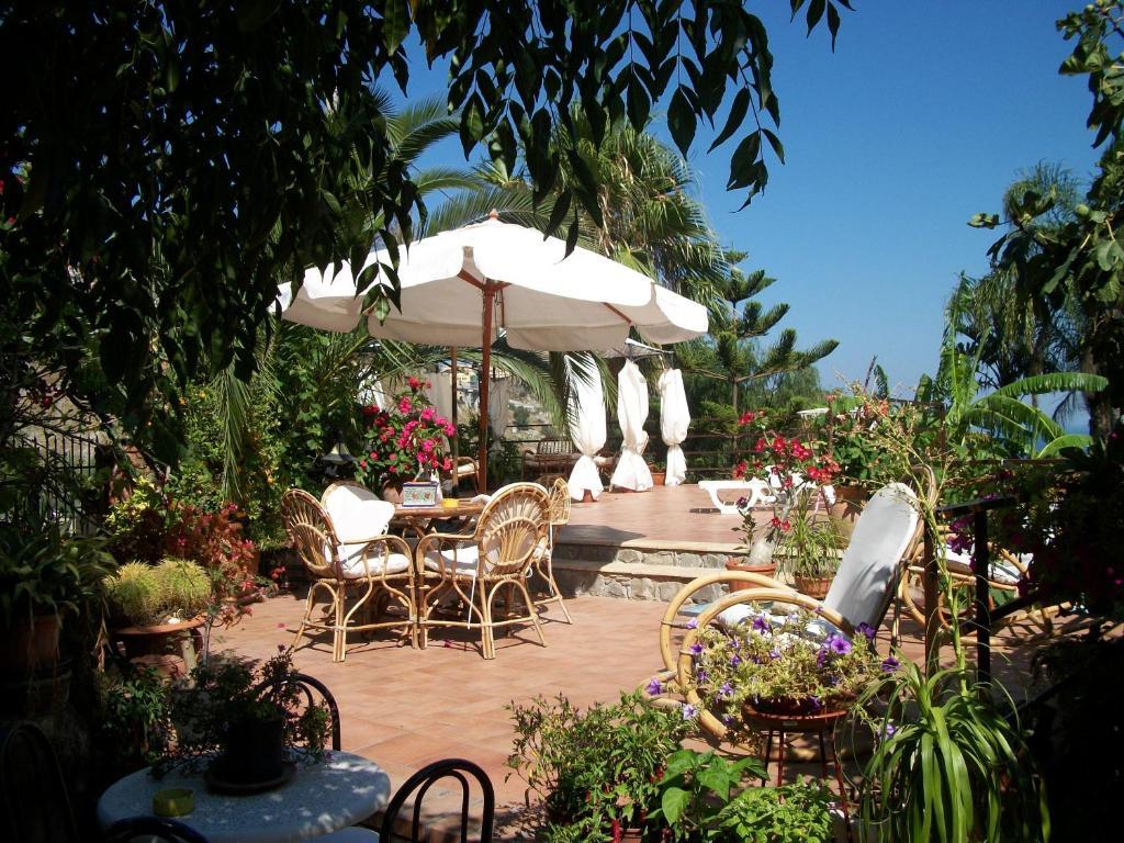 Holidaysora Taormina - Il Giardino Di Graziella Luaran gambar