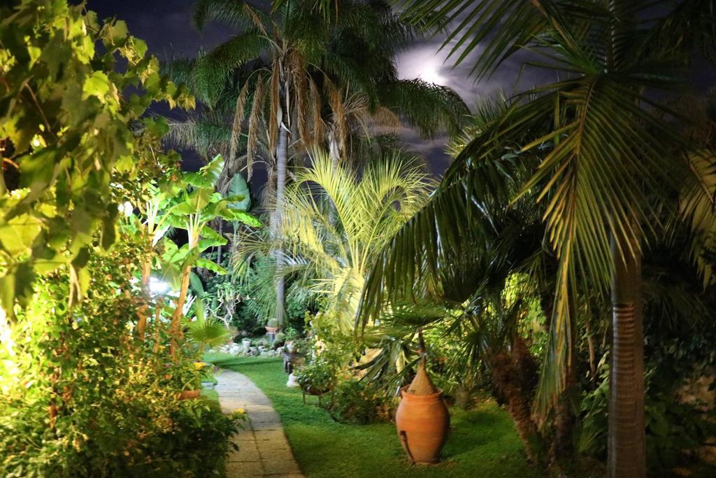 Holidaysora Taormina - Il Giardino Di Graziella Luaran gambar